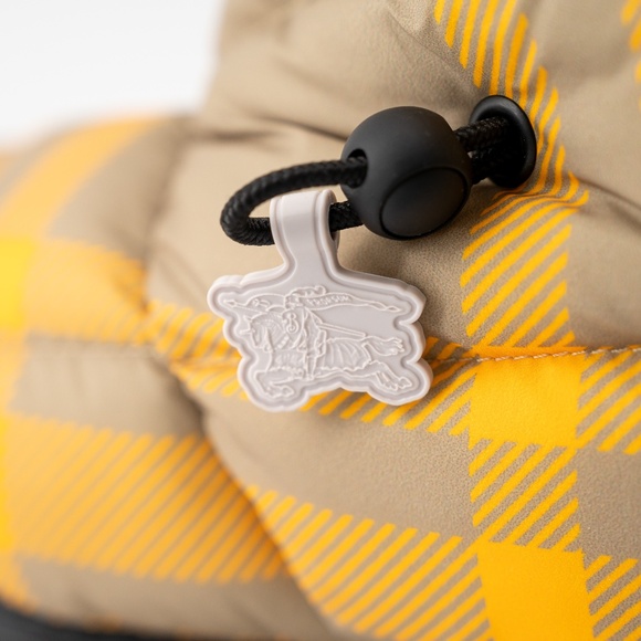 size 41eu 8us Burberry Pillow Boots Hunter Yellow Check Padded Drawstring - Picture 9 of 15